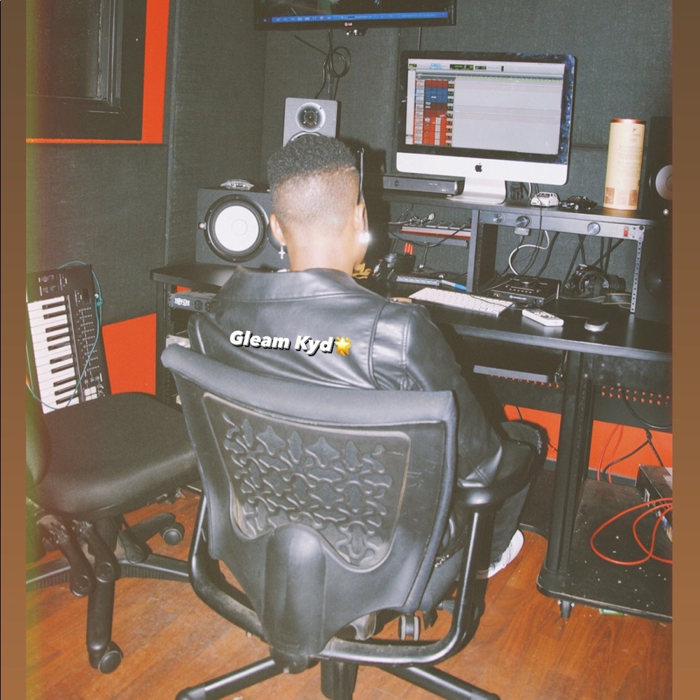 Meet your Posher, Milly